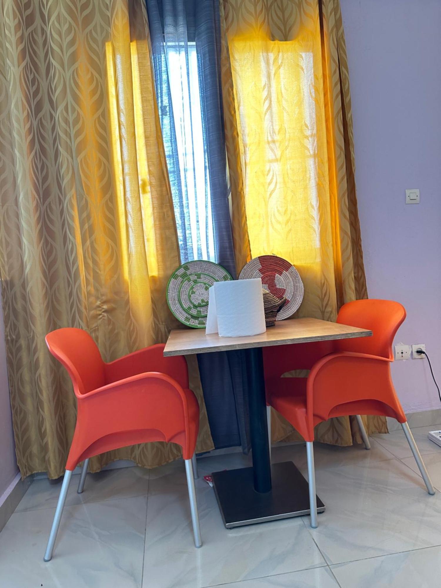 Residences Primis Thies - Appartements Et Chambres المظهر الخارجي الصورة